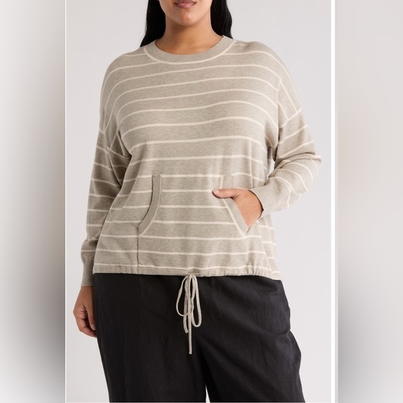 Max Studio Gray and Off White Striped Sweater Women’s Size 1X - Picture 2 of 16